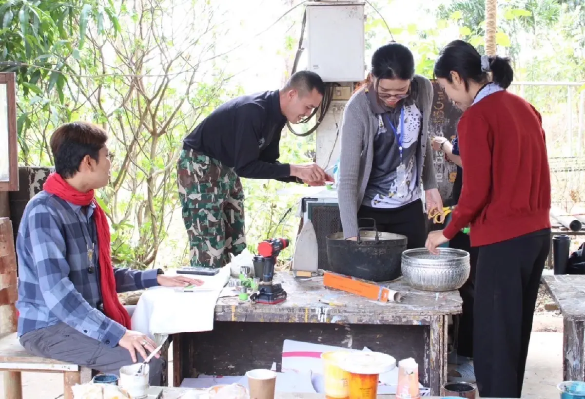 เปลี่ยนขยะให้มีค่า ภูเรือทำถึง ทำพวงกุญแจ ผีบุ้งเต้า ของแรร์ไอเทม