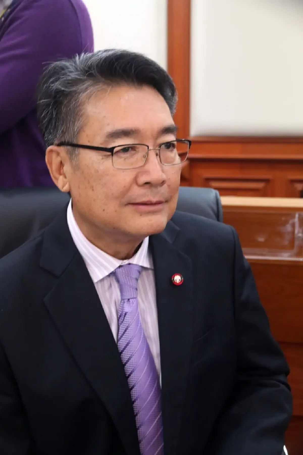 'กกต.' ชลอ ‘ผลประชามติ’ - ‘เกมยื้อ ’รื้อรัฐธรรมนูญ 60' ??