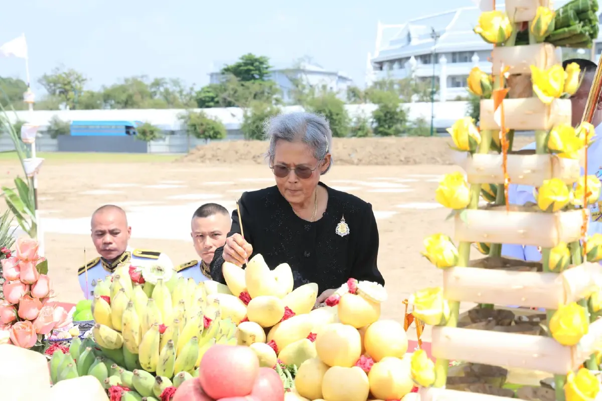 กรมสมเด็จพระเทพฯ ทรงประกอบพิธีปักหมุดวางผังก่อสร้างพระเมรุมาศ