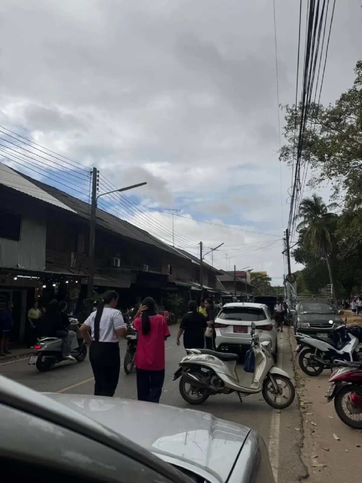 ศธ. รุดเยียวยาเหตุชายคลั่งพะตงฯ ลั่นโรงเรียนต้องปลอดภัยที่สุด
