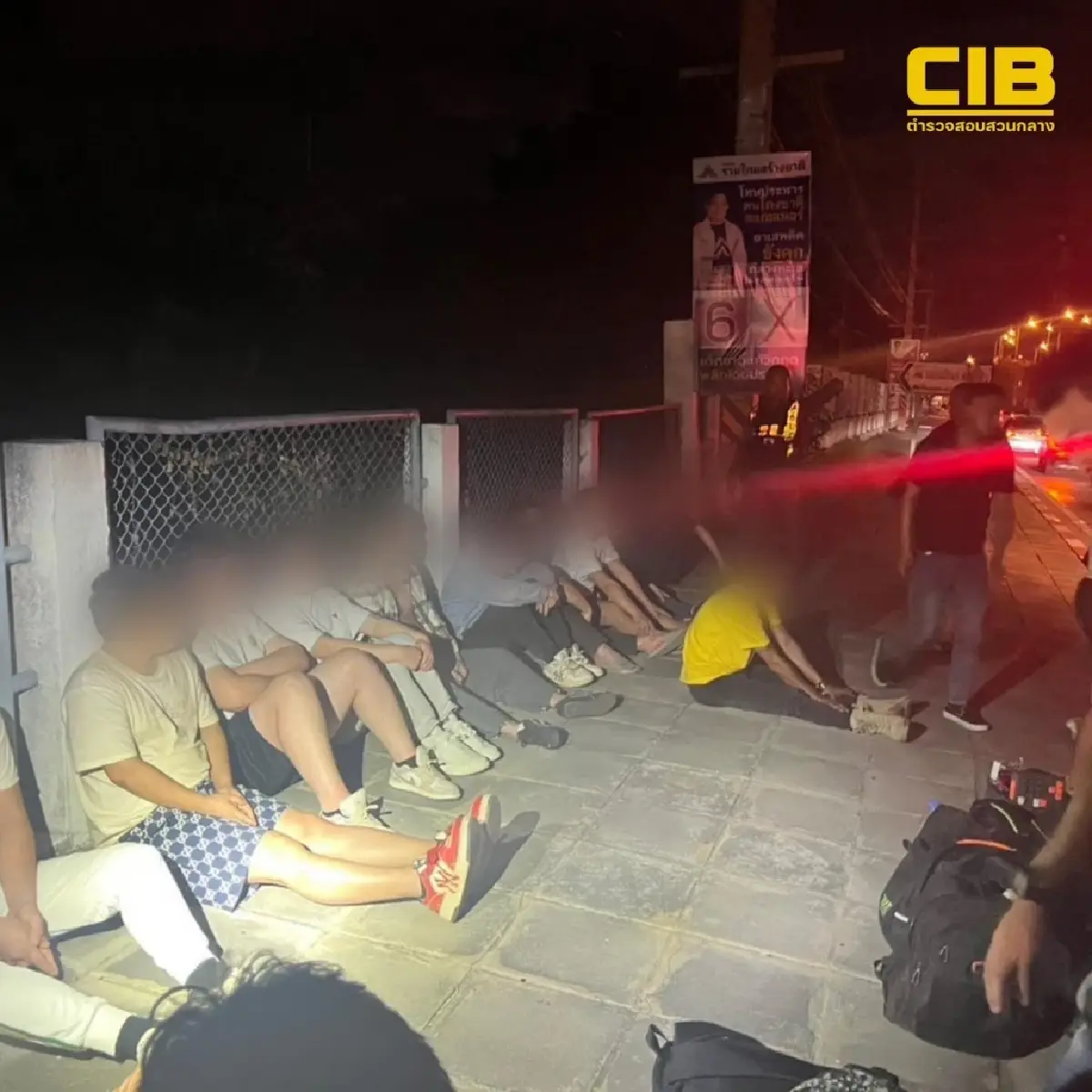 ค่าจ้างหัวละ 5,000 ลอบขนชาวจีนเข้าเมือง ตร.สกัดจับ 18 ที่สระบุรี