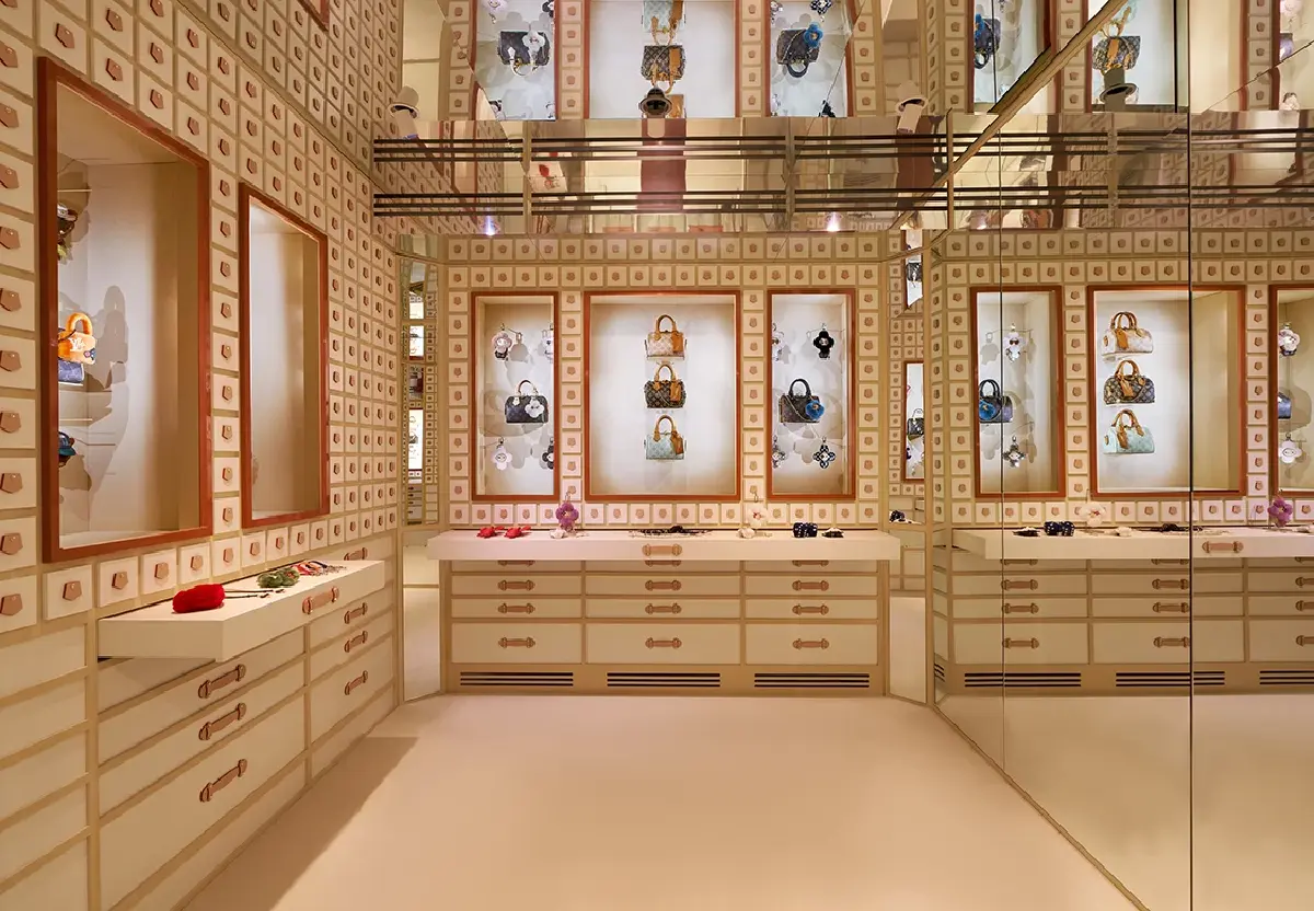 พาทัวร์ LOUIS VUITTON HOTEL BANGKOK เลือกกรุงเทพฯ ลำดับที่ 4 ของโลก