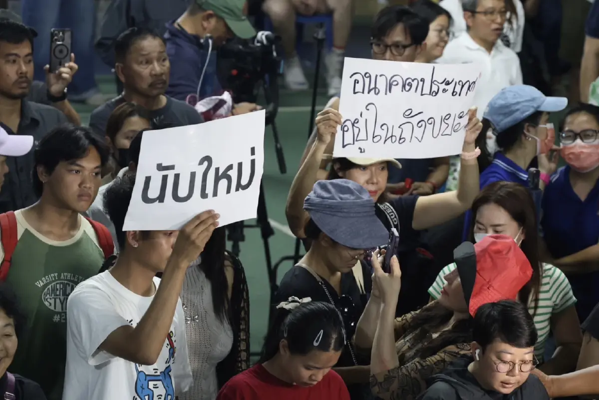 จากแฟลชม็อบ สู่ ‘นับใหม่ทั้งประเทศ’ บทเรียน ‘กกต.’ ไม่เคยจำ