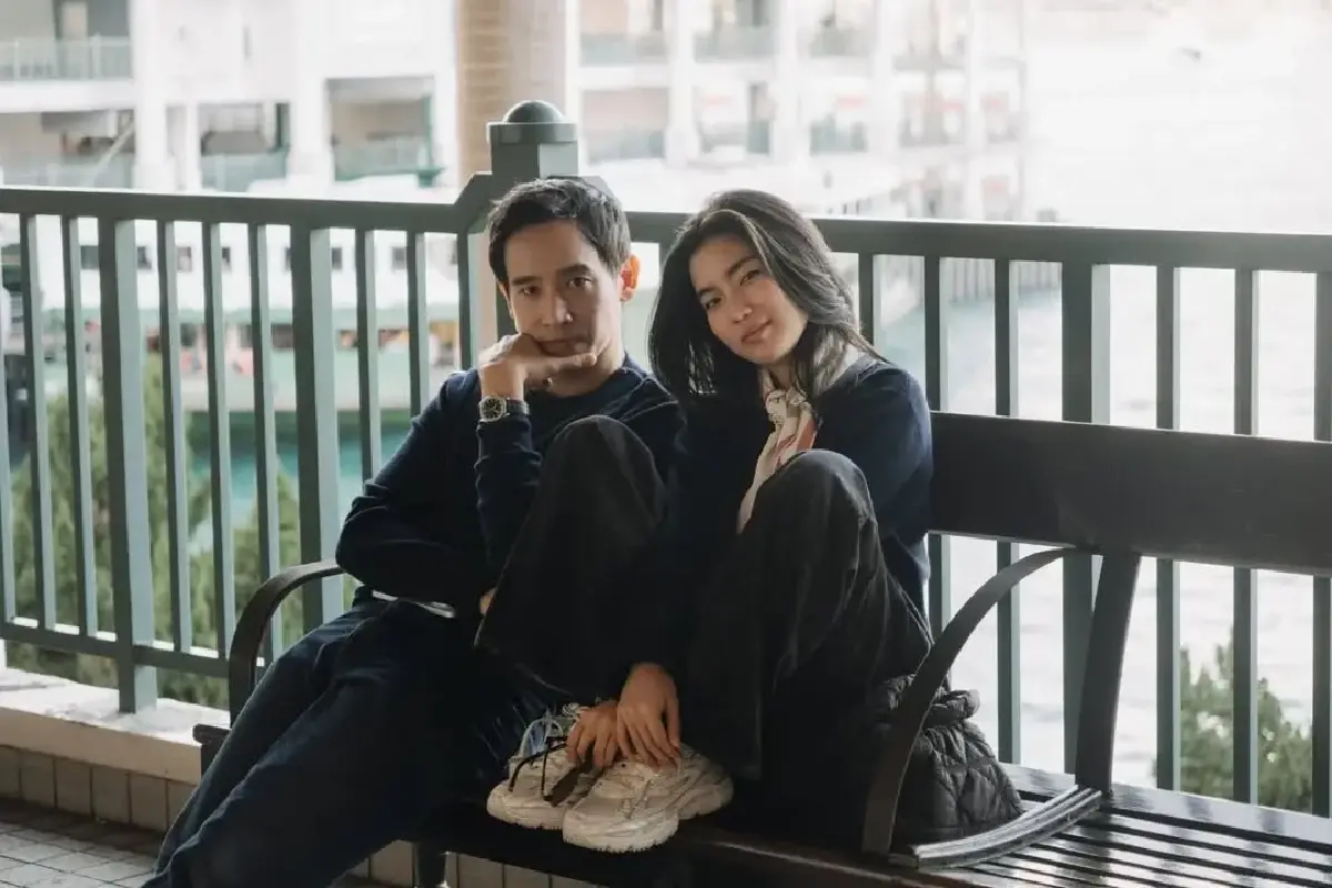 เปิดโหมดคลั่งรัก! ทิม พิธา เสิร์ฟหวานฉ่ำควง ก้อย อรัชพร สวีทฮ่องกง