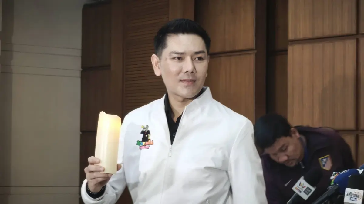 'ทนายอั๋น' จุดเทียนให้แสงใน กกต. ถามเมื่อไหร่รับรองผลเลือกตั้ง