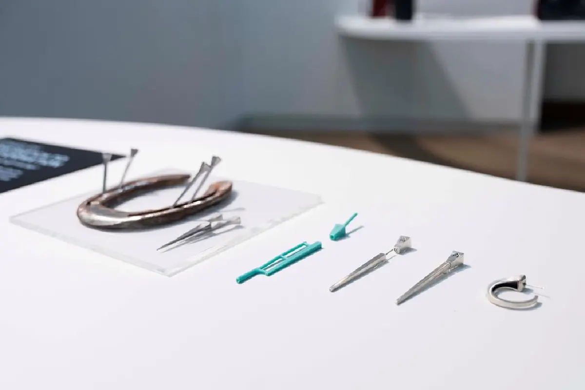 แบรนด์ SIRIVANNAVARI เข้าร่วมงาน BKKDW2026 เผยแนวคิด ‘สิ่งที่รอด’