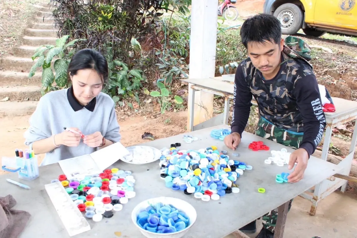 เปลี่ยนขยะให้มีค่า ภูเรือทำถึง ทำพวงกุญแจ ผีบุ้งเต้า ของแรร์ไอเทม