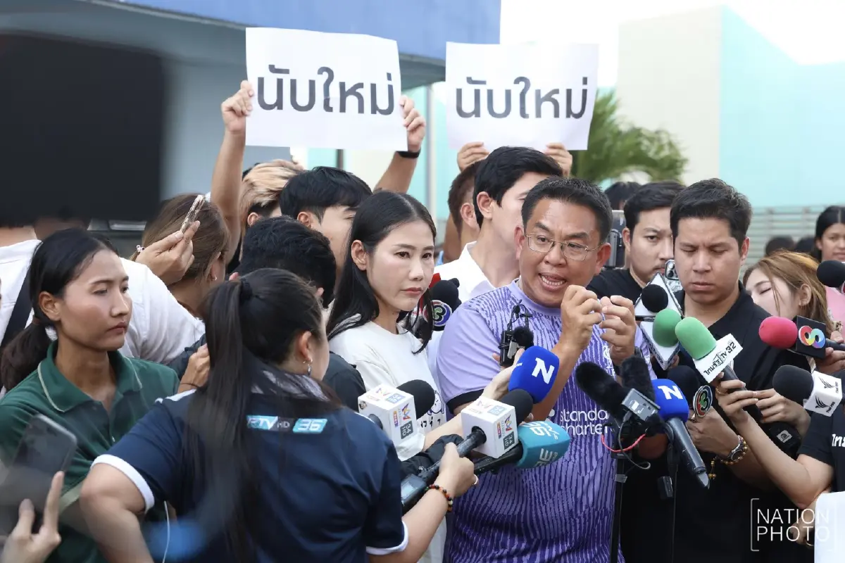 ปมร้อนพิรุธเลือกตั้ง 'ชลบุรี เขต 1' ประชาชนยังปักหลักไม่ถอย ร้องนับคะแนนใหม่