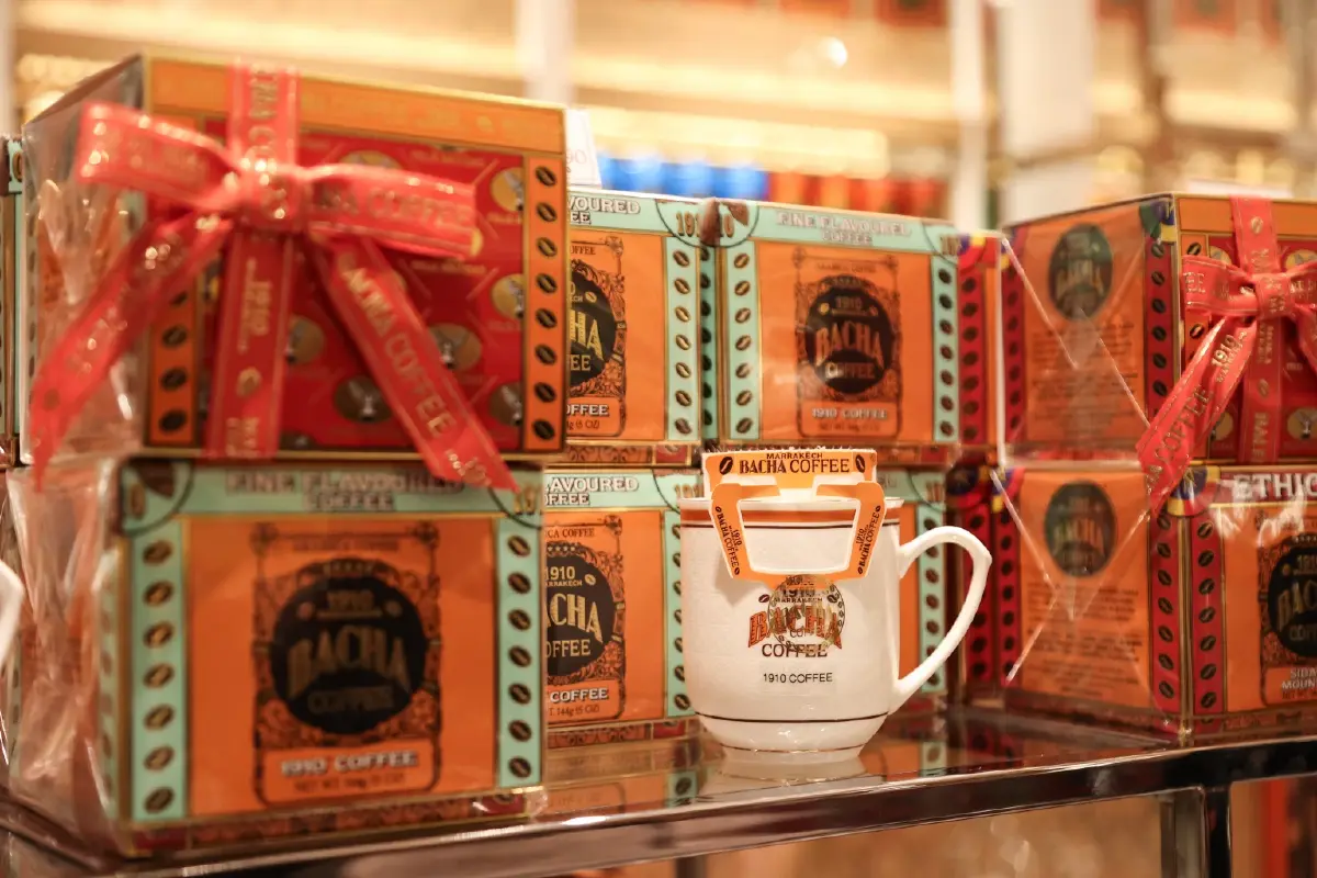 'บาช่า คอฟฟี่' 115 ปี ตำนานคาเฟ่เรืองรองตกแต่งสไตล์โมร็อกโก