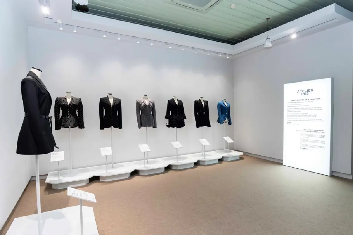 แบรนด์ SIRIVANNAVARI เข้าร่วมงาน BKKDW2026 เผยแนวคิด ‘สิ่งที่รอด’