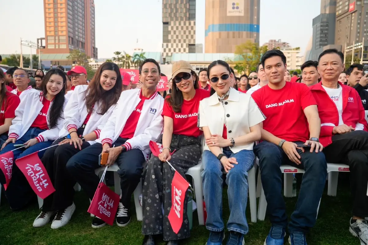 ‘ยศชนัน’ ปราศรัยลั่น นั่งนายกฯ คนที่33 ปลื้มคนเสื้อแดงเคียงข้าง