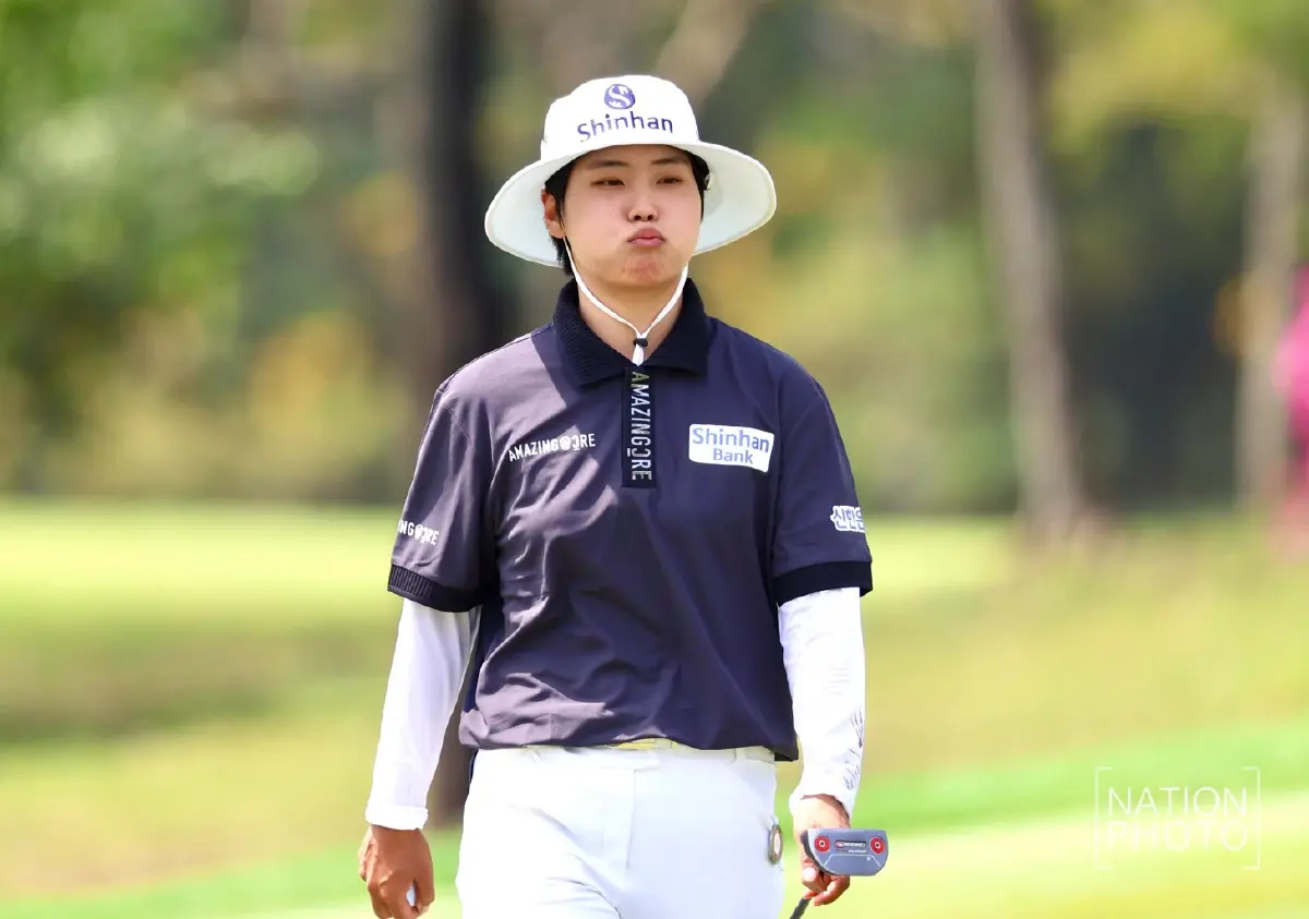 'โปรพราว' ผงาดนำวันแรก กอล์ฟฮอนด้า แอลพีจีเอ ไทยแลนด์ 'เม-จีโน่' รั้งอันดับ 6 ร่วม