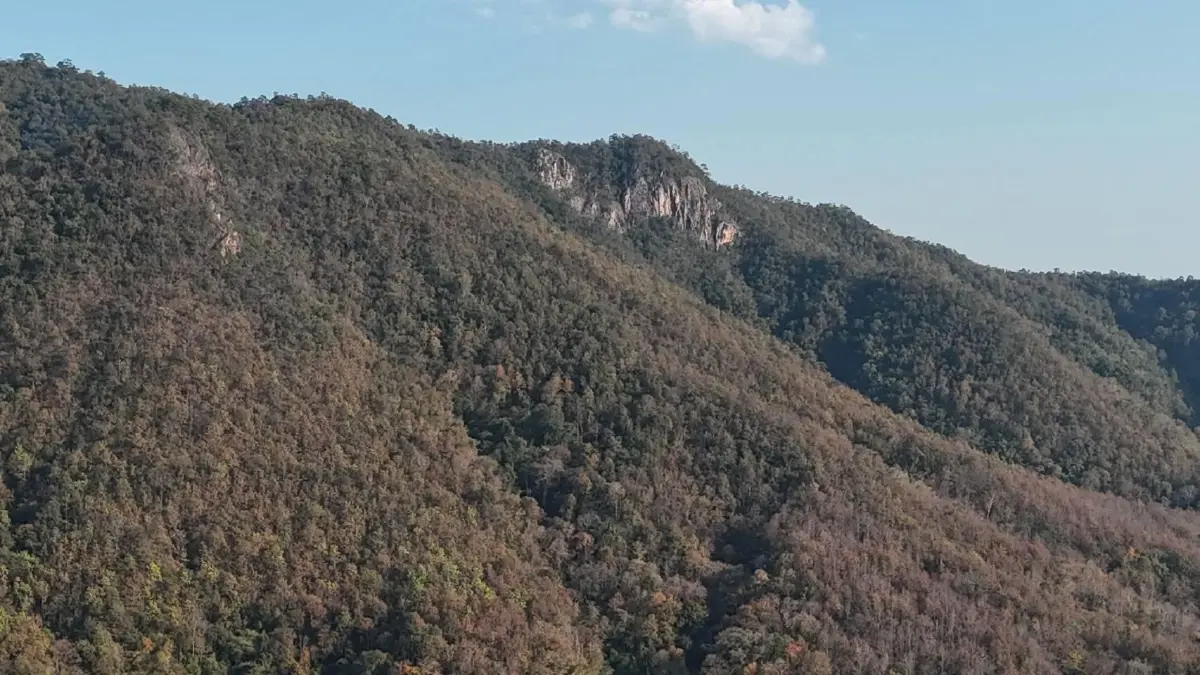 ทส. ส่ง ฮ. ทิ้งน้ำ 1.2 หมื่นลิตร ดับไฟป่าเชียงใหม่ สกัด PM2.5 ภาคเหนือ