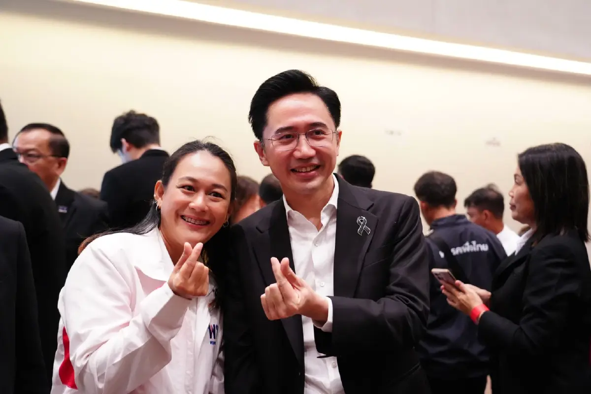 ‘เพื่อไทย’ ปลุกว่าที่ สส. “สู้ต่อไป” - ‘ยศชนัน’ ไม่ทิ้งพรรค