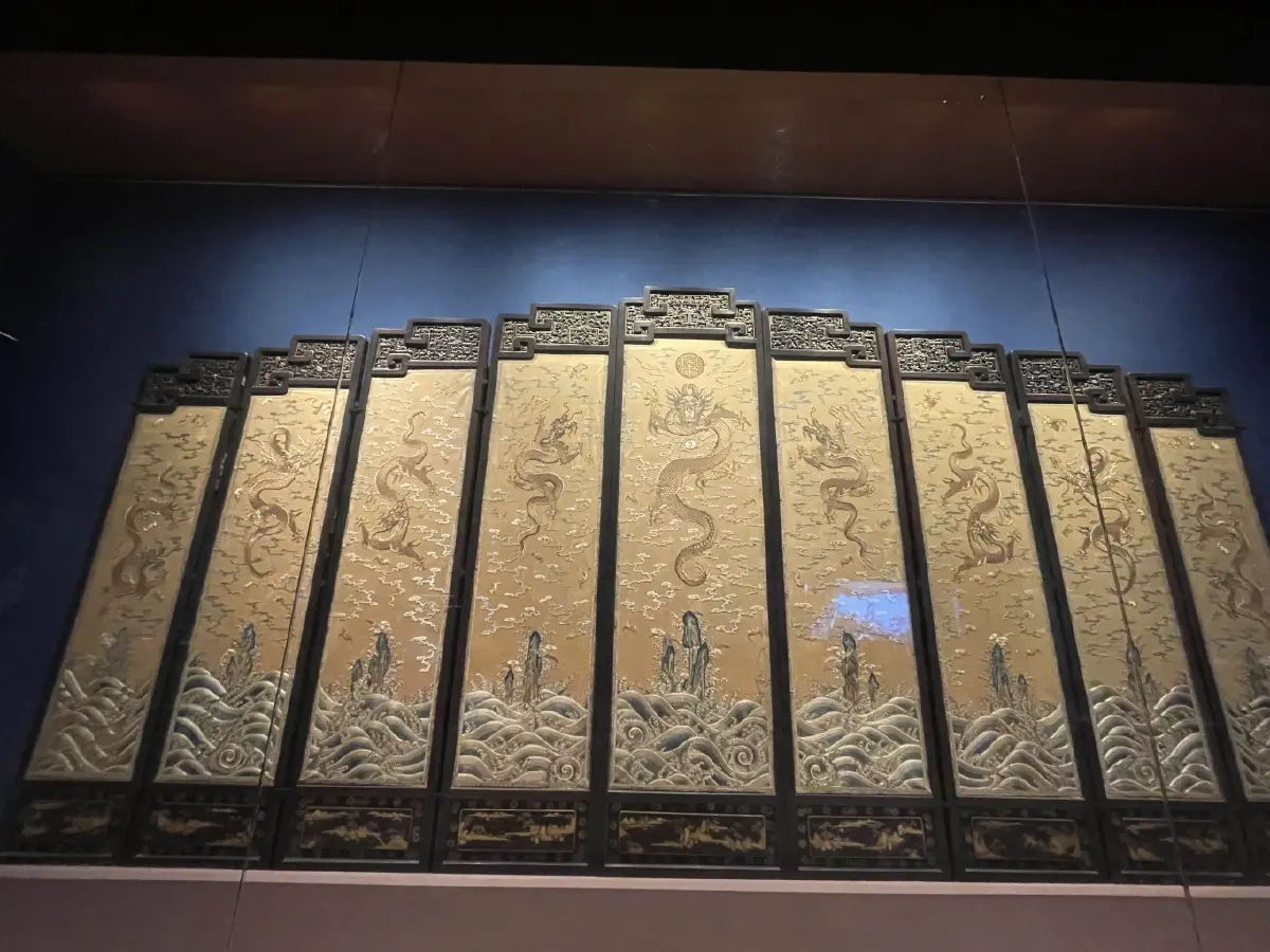 นิทรรศการหมื่นมิ่งมงคลไชยฯ เส้นทางรักแรกเริ่ม สัมพันธ์ฯ ไทย - จีน