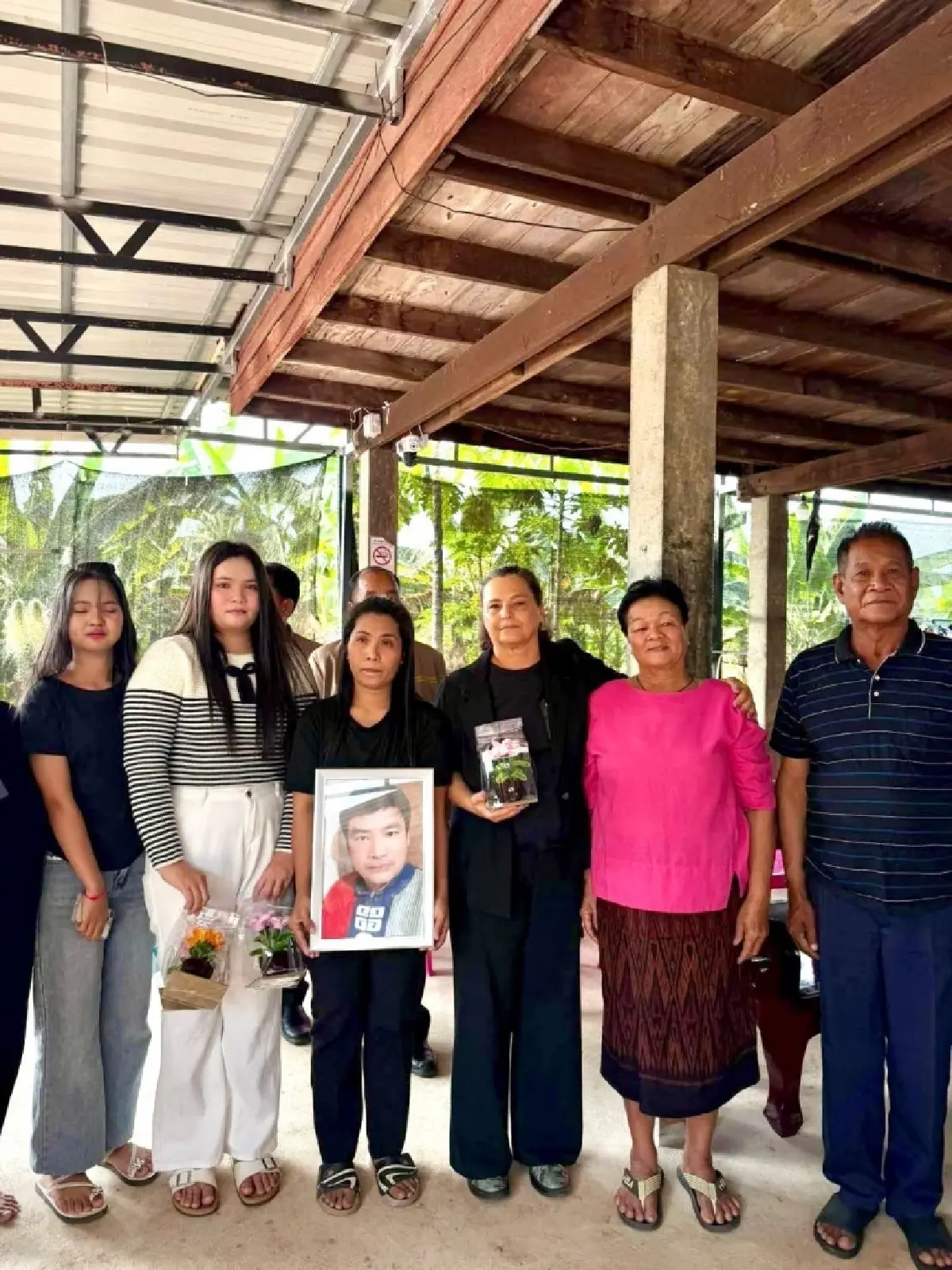 ทูตอิสราเอลพบครอบครัวเหยื่อชาวไทยภาคตะวันออกเฉียงเหนือ