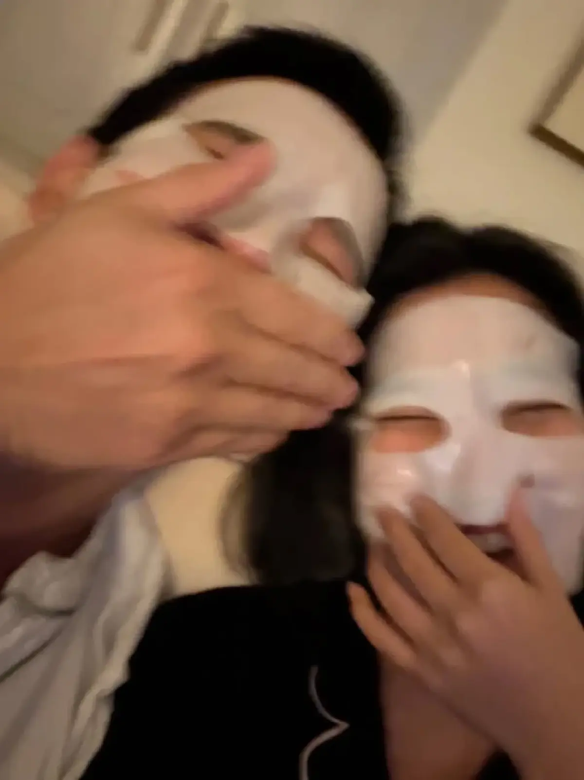 ชัดเจนแล้ว! 'พิธา' เสิร์ฟภาพหวาน เปิดตัว 'ก้อย อรัชพร' รับวันวาเลนไทน์