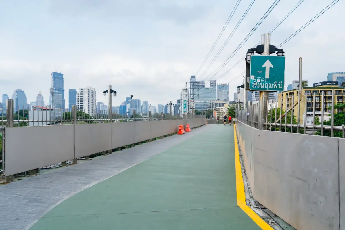 ส่อง 'สะพานเขียว' โฉมใหม่! เชื่อมสวนลุมฯ-เบญจกิติ เสร็จกลางปี 69