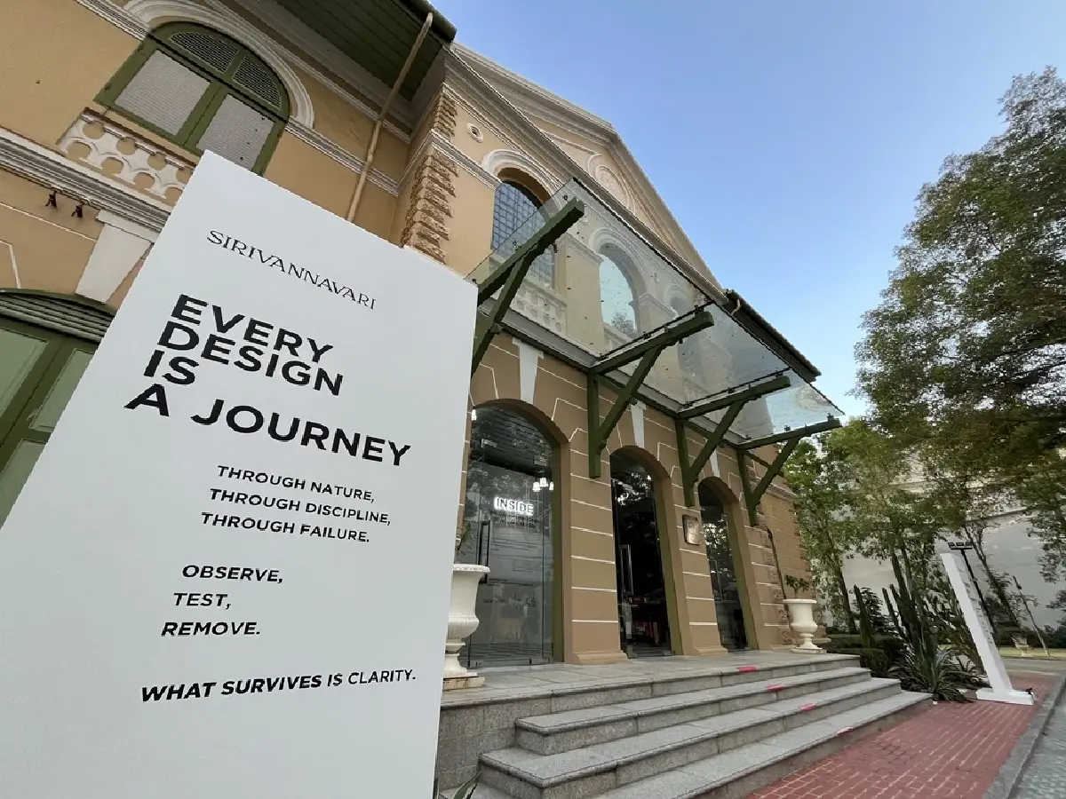 แบรนด์ SIRIVANNAVARI เข้าร่วมงาน BKKDW2026 เผยแนวคิด ‘สิ่งที่รอด’