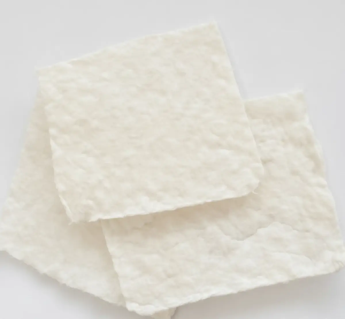 มจธ. จับมือเกาหลีใต้ พัฒนาแผ่นทำความสะอาดหัวชาร์จรถ EV ลดเสี่ยงไฟฟ้าลัดวงจร