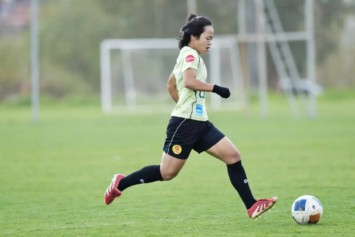 ถ่ายทอดสดฟุตบอลหญิง 'ไทย พบ จอร์แดน' ดูบอลสด BEE GIRLS TROPHY 2026