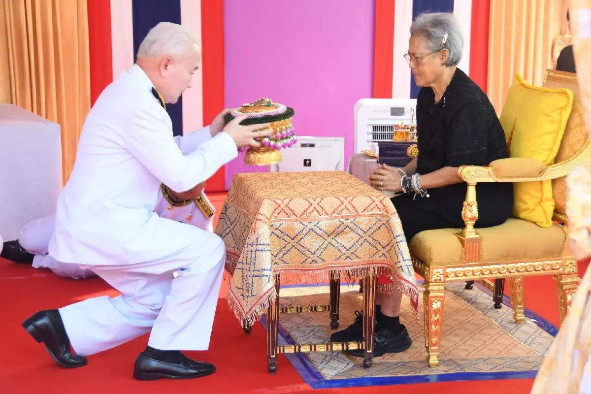 พระรัศมีทองคำฯ พระพุทธสิหิงค์ อายุ 500 ปี : เปิดประวัติ วิธีบูรณะ
