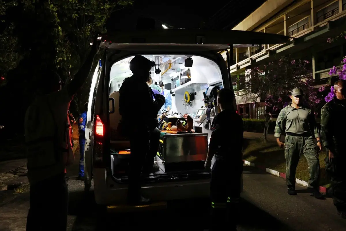 ด่วน! คนร้ายกราดยิง รร.ดังหาดใหญ่ จับครู-นักเรียนเป็นตัวประกัน ล่าสุดคุมตัวได้แล้ว