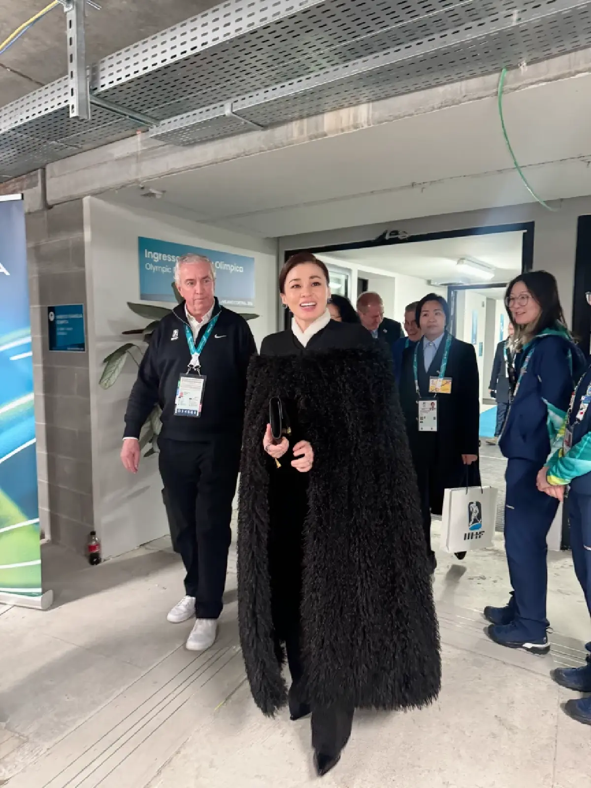 พระราชินี เสด็จทอดพระเนตรฮอกกี้น้ำแข็งชาย ชิงเหรียญทองแดง โอลิมปิกฤดูหนาว 2026