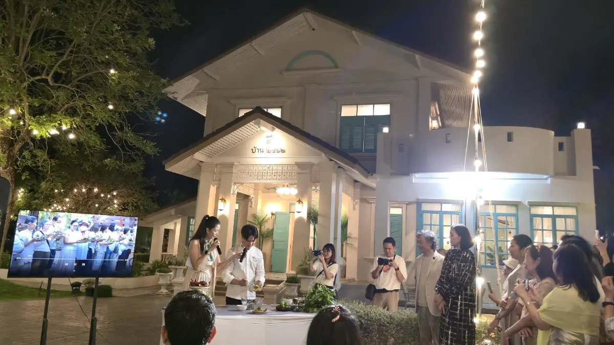 ‘ตักบาตรใบไม้’ กับเส้นทาง ‘ลมหายใจสีเขียวแห่งจันทบุรี’