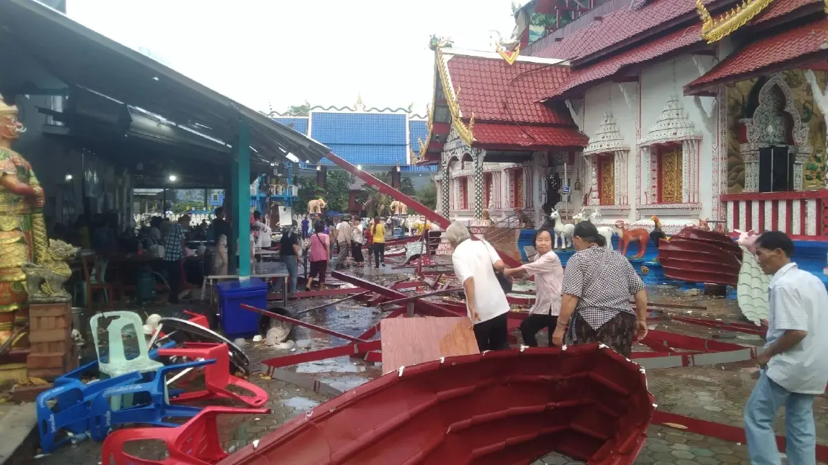 ด่วน พายุฤดูร้อนถล่มเชียงใหม่ ฝนตกหนัก ลมกระโชกแรง บ้านเรือน-วัดเสียหายหนัก