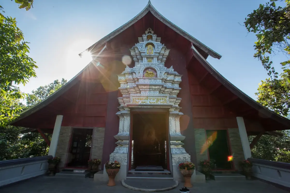 ได้เวลาตามรอย ลิซ่าเที่ยวไทย ยล เจดีย์ลอยฟ้าลำปาง Amazing Thailand