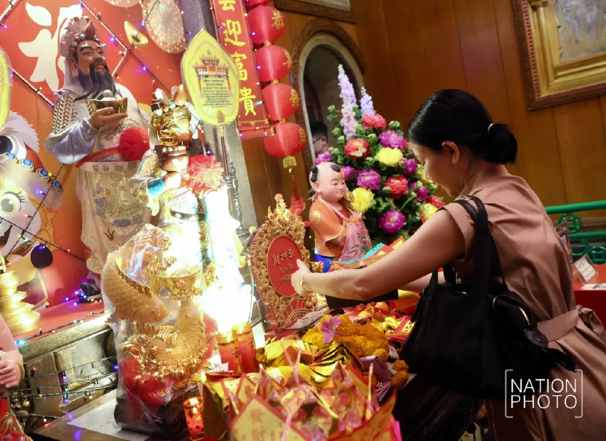 ตรุษจีน 2569 วัดเล่งเน่ยยี่ เยาวราช​ คนแน่น แห่ไหว้ขอพรสิ่งศักดิ์สิทธิ์เสริมสิริมงคล