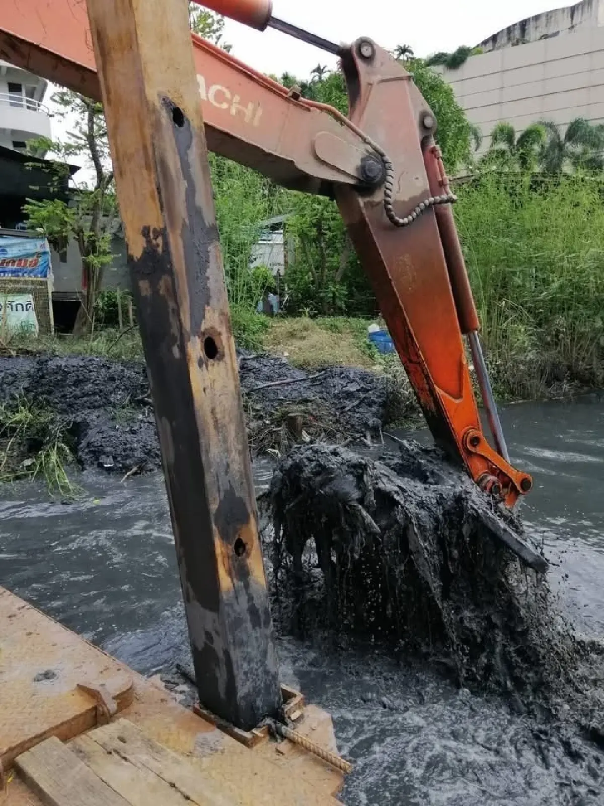 กทม. ลุยลอกท่อรับมือฝนปี 69 คืบหน้า 30% ตรวจเข้มจุดก่อสร้าง-จัดการผู้รับเหมามักง่าย