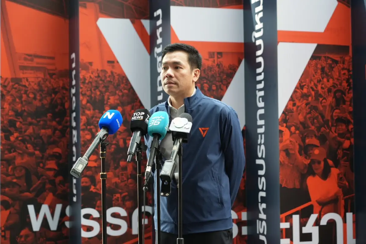 ปชน.ส่ง 'วิโรจน์' บี้ปม 'บาร์โค้ด' บัตรเลือกตั้ง 69 รอ กกต.แจง