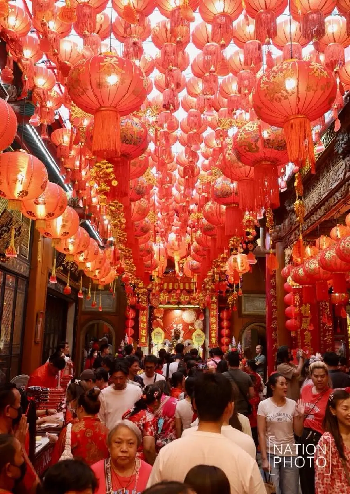 ตรุษจีน 2569 วัดเล่งเน่ยยี่ เยาวราช​ คนแน่น แห่ไหว้ขอพรสิ่งศักดิ์สิทธิ์เสริมสิริมงคล