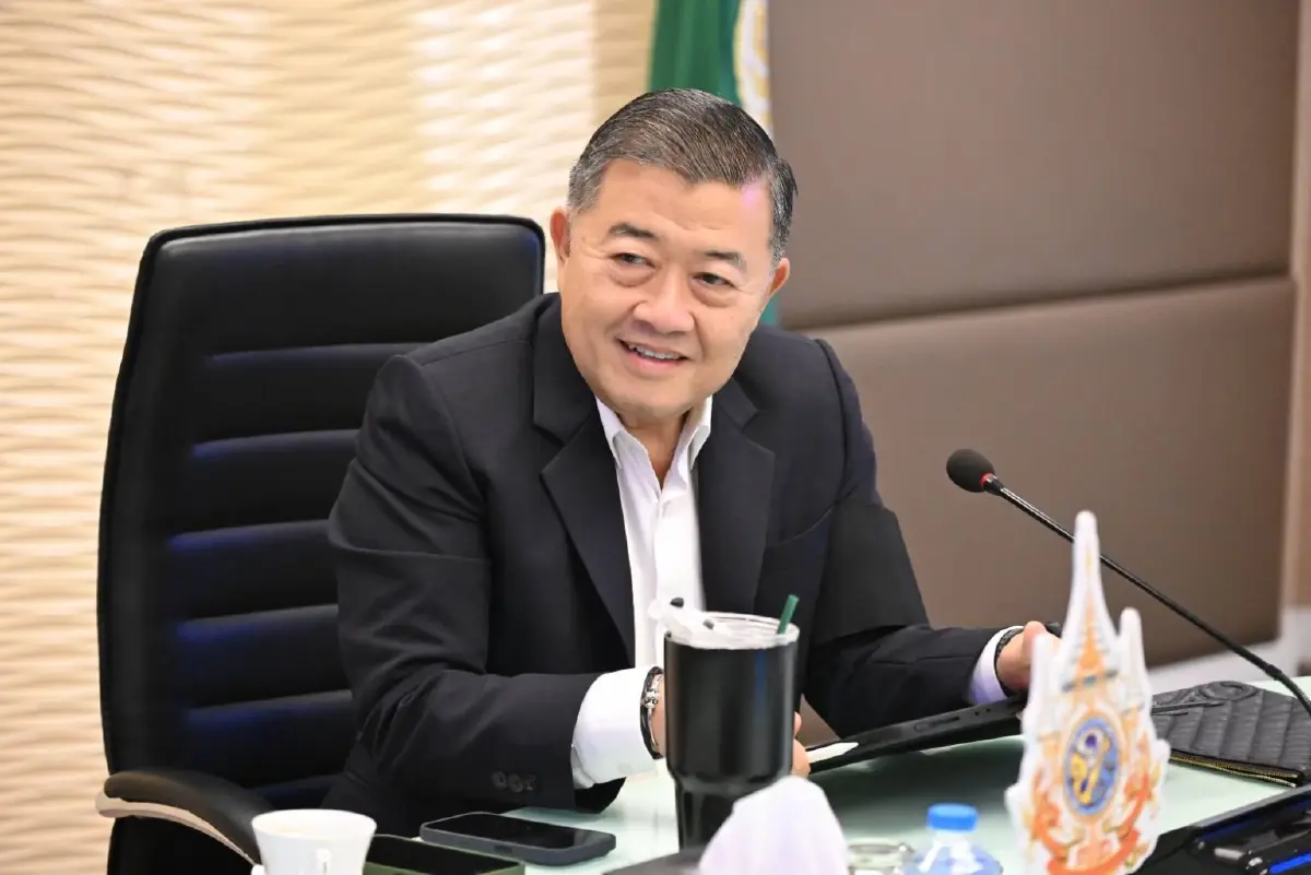 กระทรวงเกษตรฯ เร่งระบายนมล้นตลาด ดัน MOU พยุงรายได้เกษตรกร