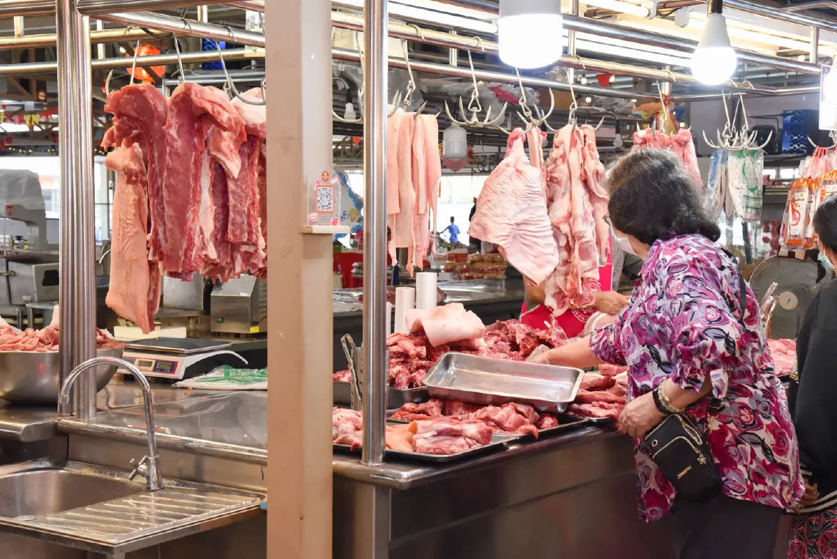 สมาคมผู้เลี้ยงสุกรแห่งชาติ เล็งหารือรายใหญ่พยุงราคาหมูต่ำกว่าต้นทุน