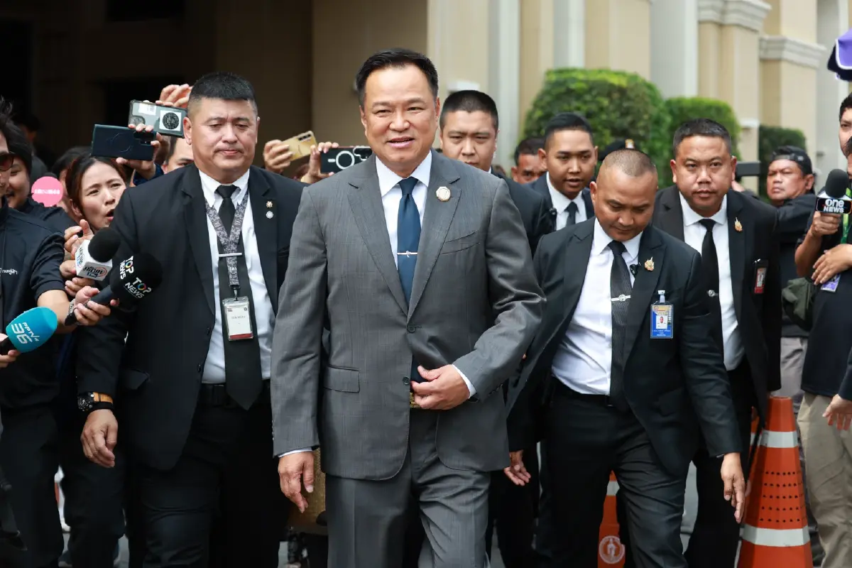 'กกต.' ชลอ ‘ผลประชามติ’ - ‘เกมยื้อ ’รื้อรัฐธรรมนูญ 60' ??