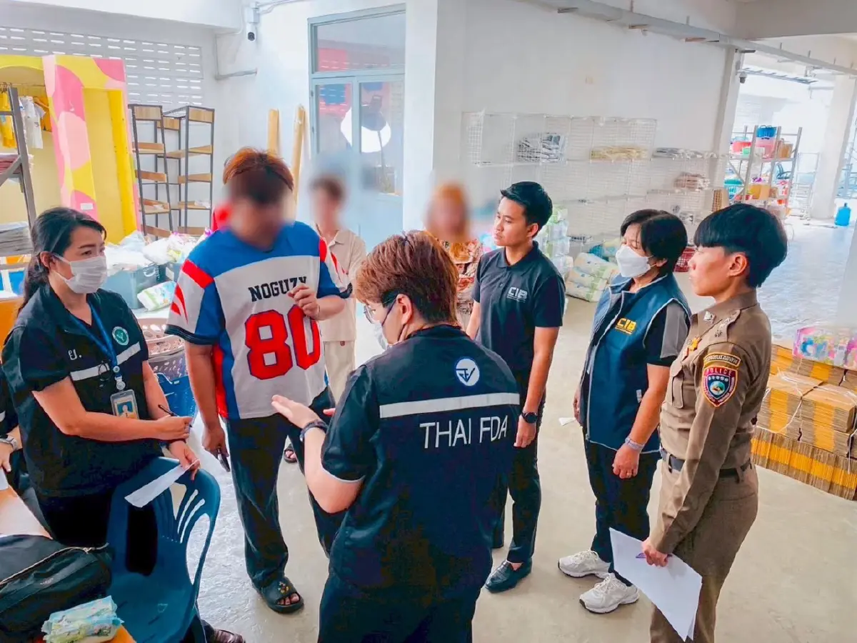 ผ้าอนามัยเถื่อน 1.2 ล้านชิ้น ทลายโกดังกรุงเทพ-สมุทรสาคร แฉจีนนำเข้า