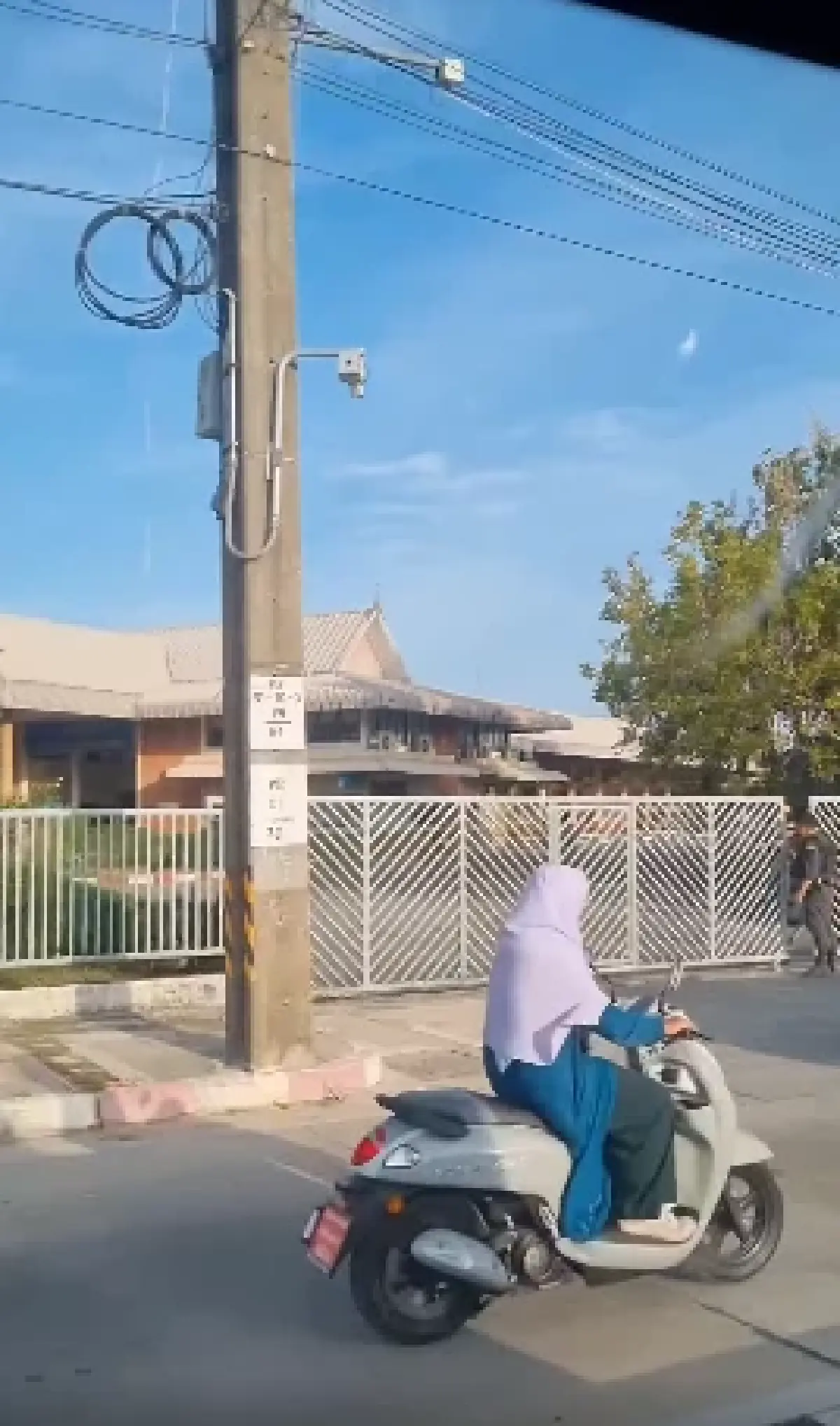 ด่วน! พบวัตถุต้องสงสัยคล้ายระเบิด ในห้องน้ำหญิง บขส.ปัตตานี