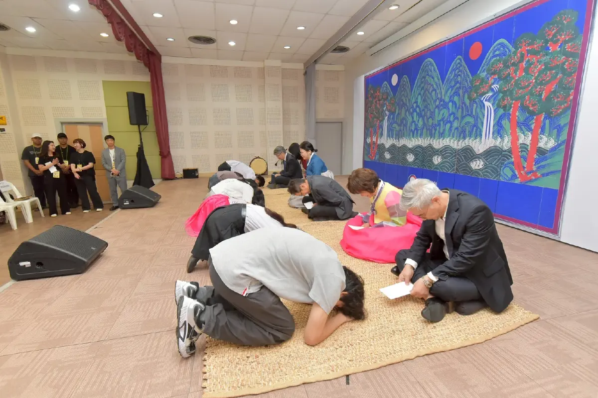 ศูนย์วัฒนธรรมเกาหลี จัดงาน 'วันซอลลัล' ปีใหม่เกาหลี ชาวไทยร่วมฉลองคึกคัก