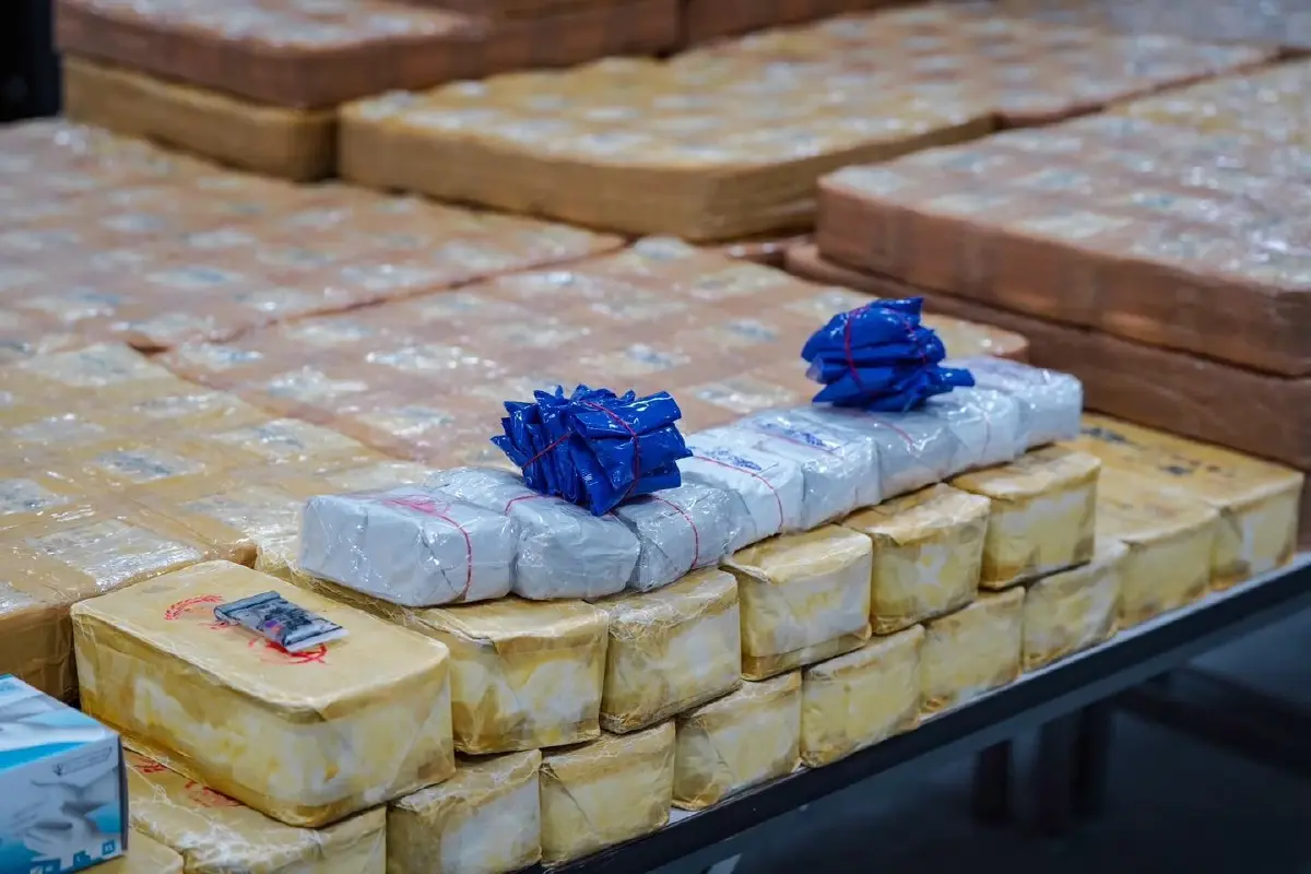 ซุกใต้กองกระเทียม 'ยาไอซ์' บิ๊กล็อต 200 ล้านบ. เจอด่านชัยนาท