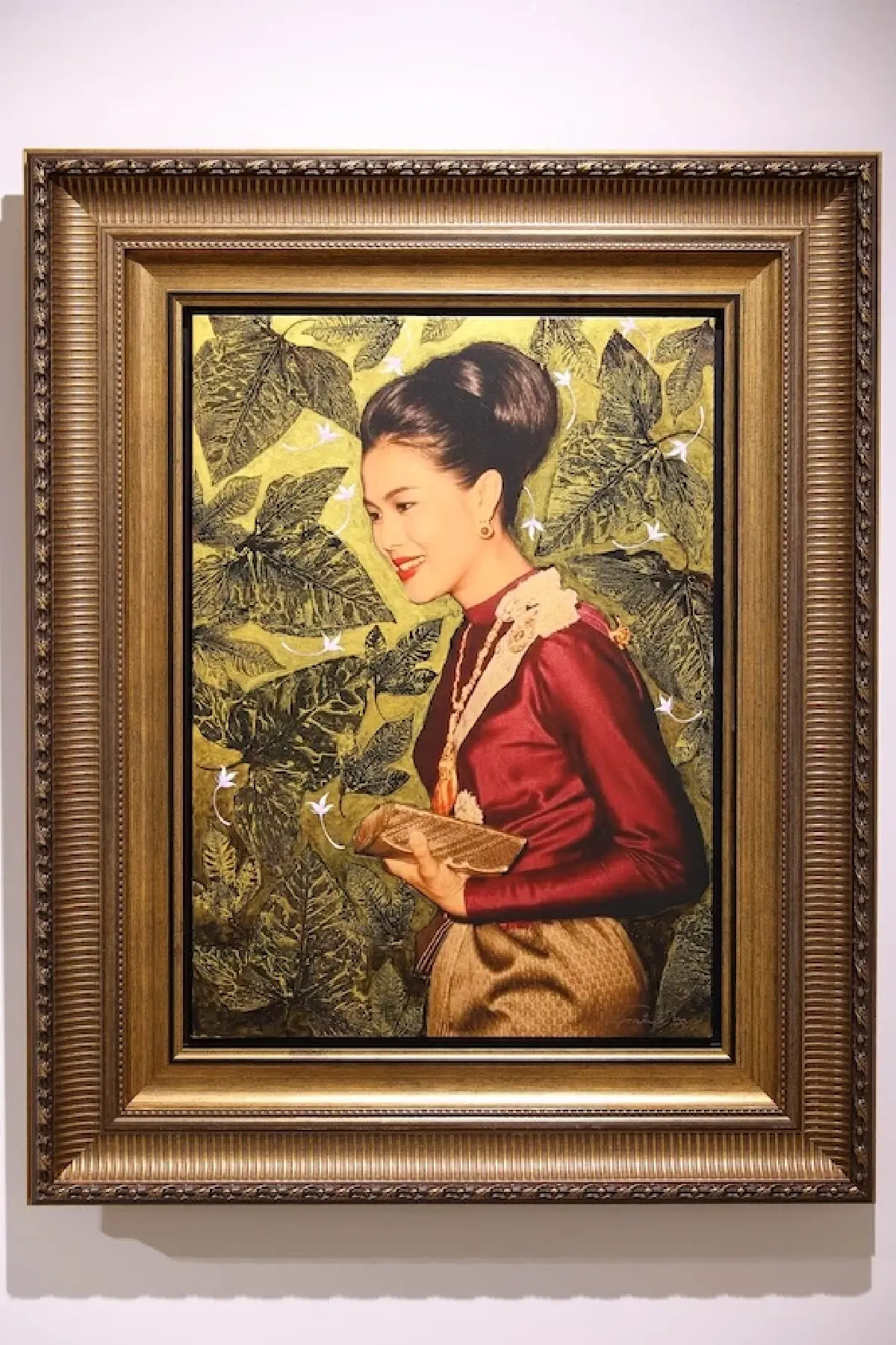 สยามพารากอน จัดนิทรรศการ 'น้อมรำลึกในพระมหากรุณาธิคุณ แห่งสมเด็จพระบรมราชชนนีพันปีหลวง'