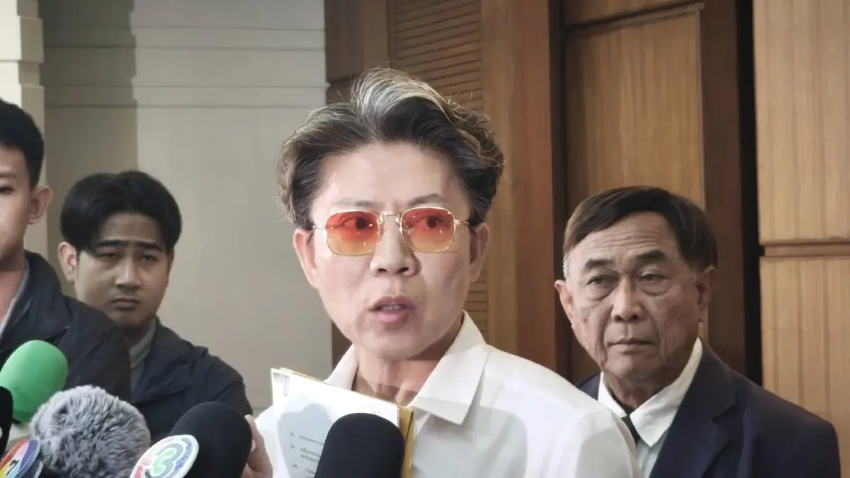 ผู้สมัคร สส.ส้มบี้ กกต.แจงปมบาร์โค้ด ชงศาล รธน.ให้เลือกตั้งโมฆะ