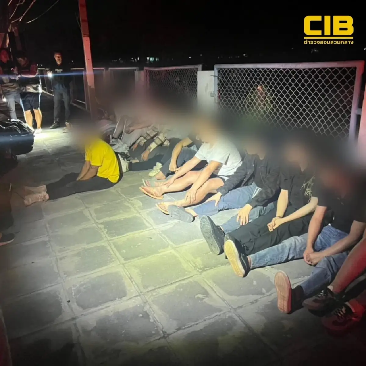 ค่าจ้างหัวละ 5,000 ลอบขนชาวจีนเข้าเมือง ตร.สกัดจับ 18 ที่สระบุรี