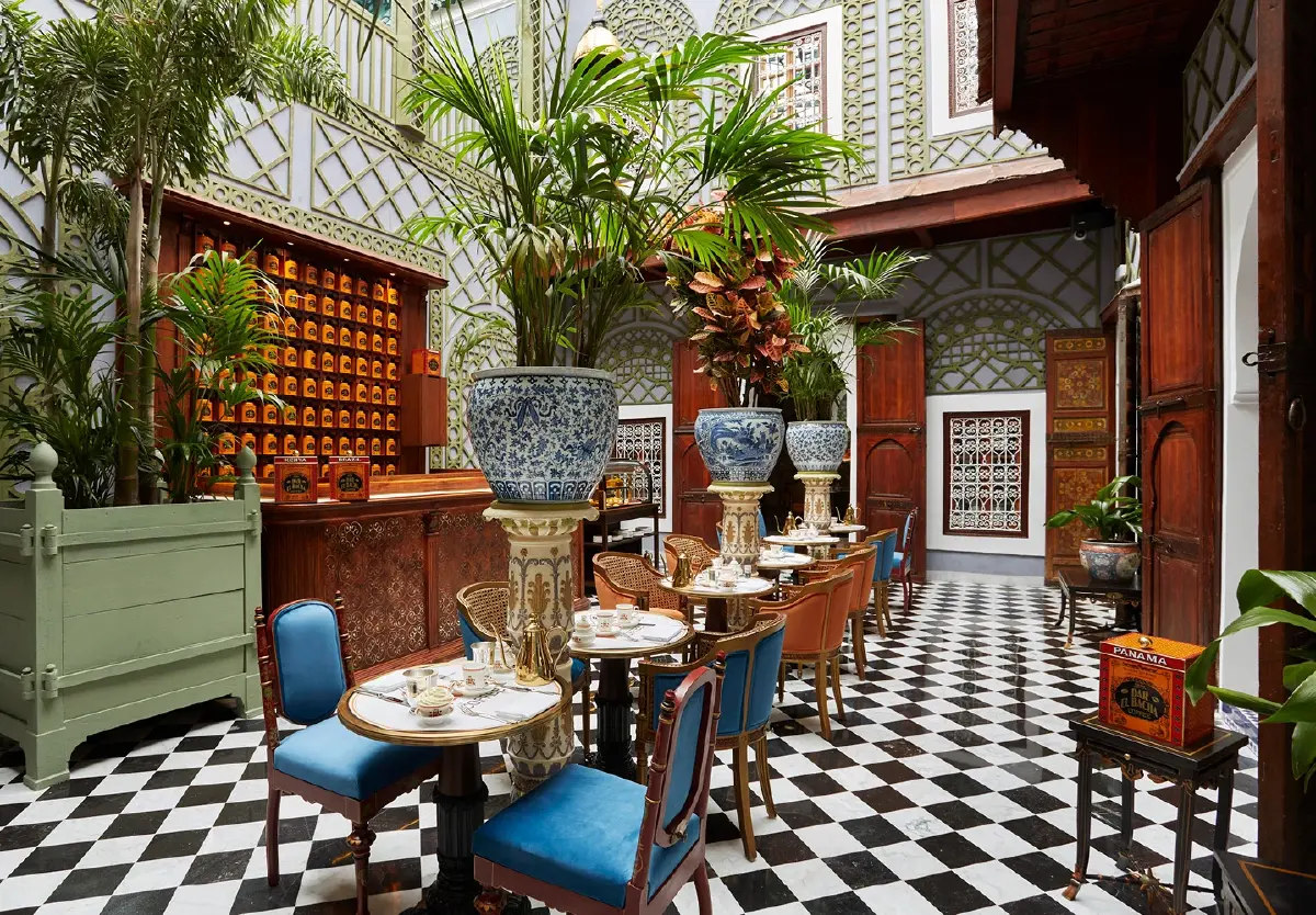 'บาช่า คอฟฟี่' 115 ปี ตำนานคาเฟ่เรืองรองตกแต่งสไตล์โมร็อกโก