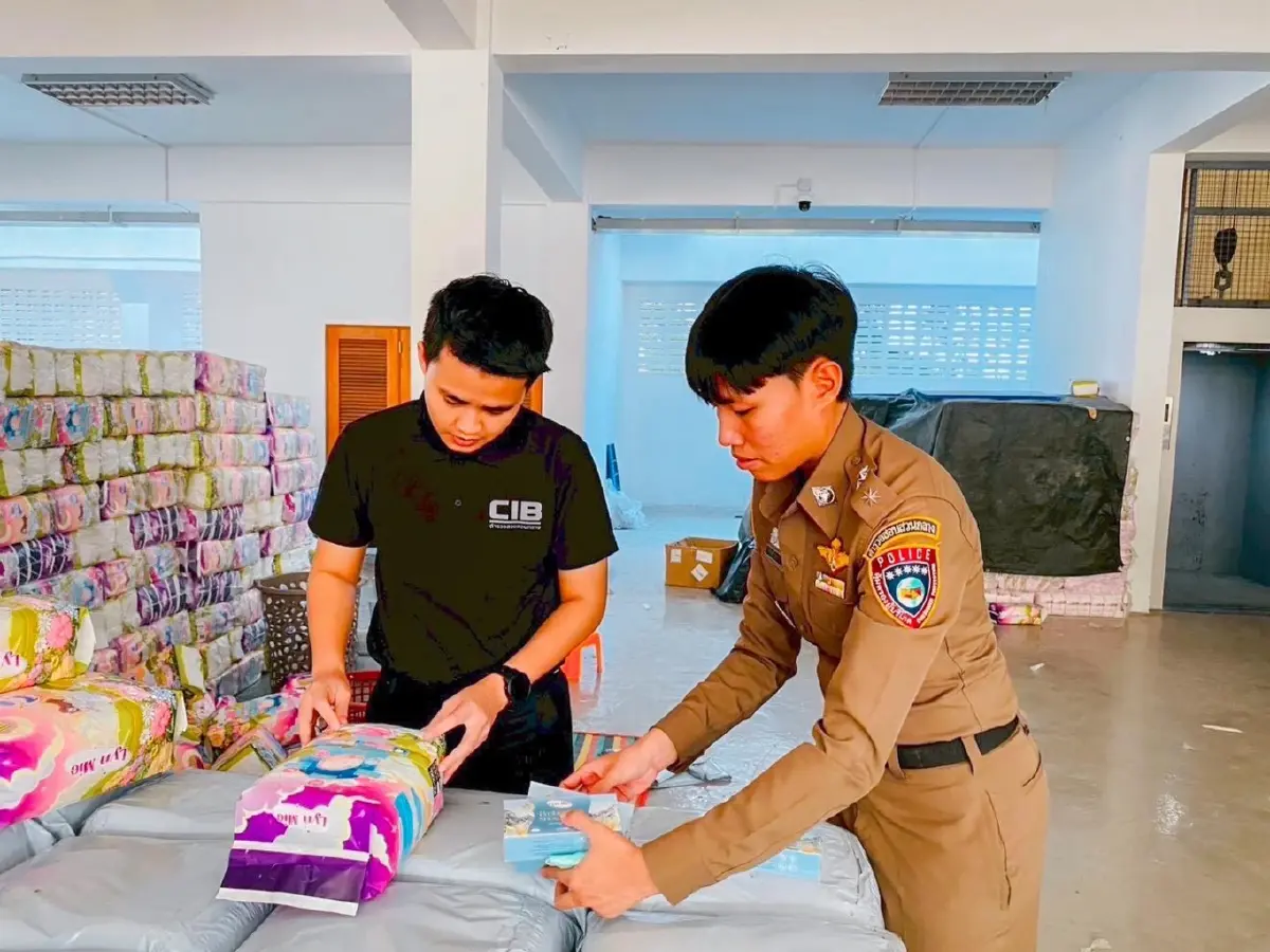 ผ้าอนามัยเถื่อน 1.2 ล้านชิ้น ทลายโกดังกรุงเทพ-สมุทรสาคร แฉจีนนำเข้า