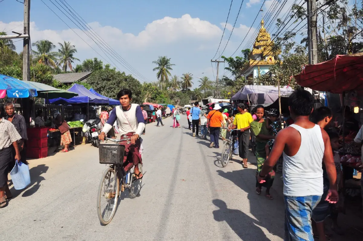 นานๆ ที ที่...แม่สอด