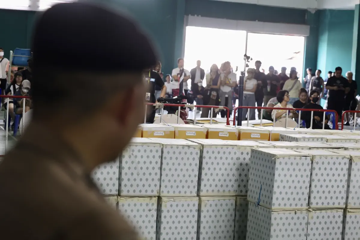 ตั้งรัฐบาลฝุ่นตลบ-เลือกตั้งป่วน  การเมืองส่งสัญญาณ ‘โมฆะ’?