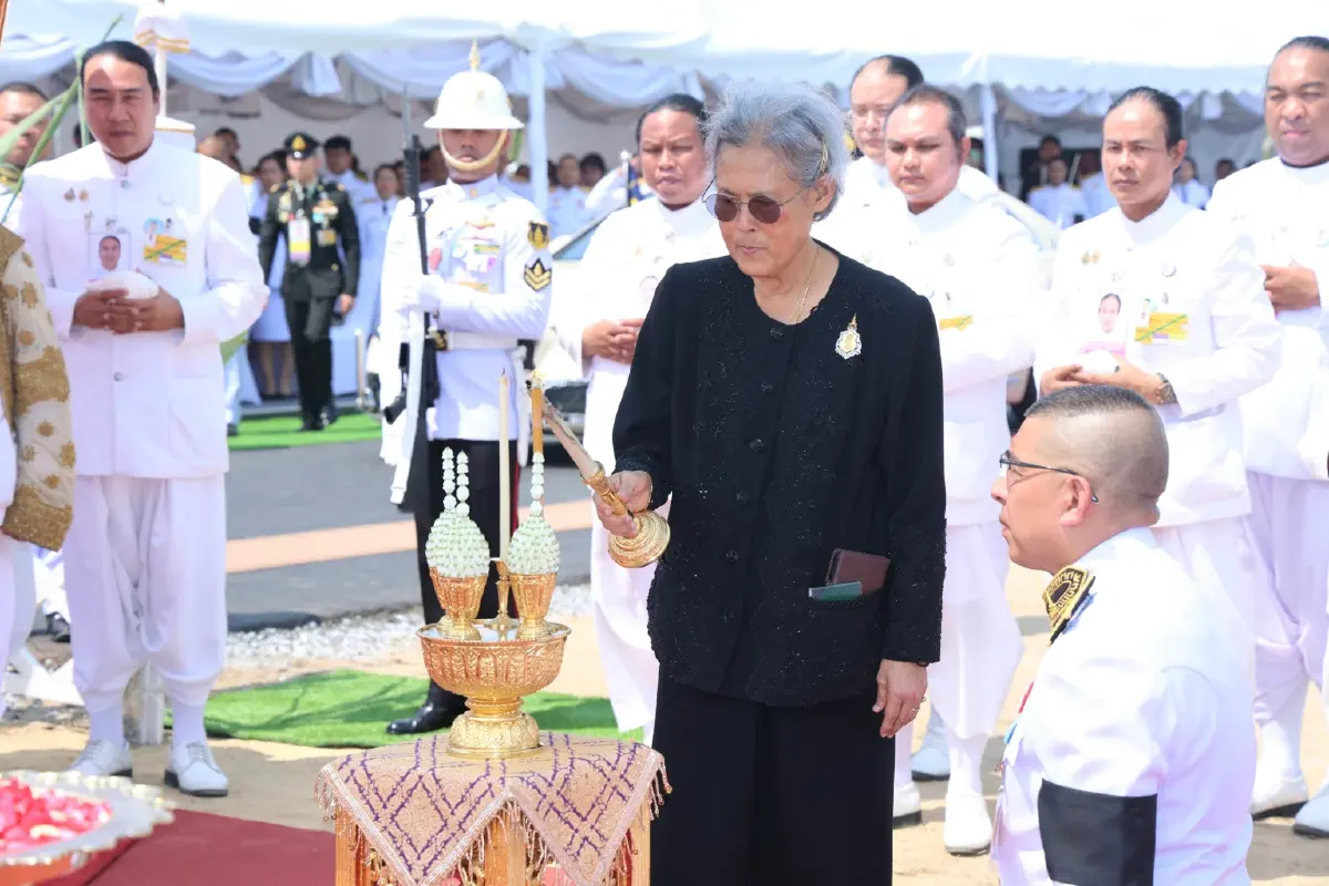 กรมสมเด็จพระเทพฯ ทรงประกอบพิธีปักหมุดวางผังก่อสร้างพระเมรุมาศ